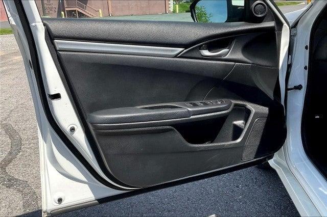 Photo of 2019 Platinum White Pearl Honda Civic