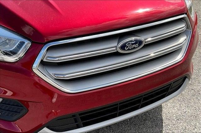 Photo of 2019 Ruby Red Metallic Tinted Clearcoat Ford Escape