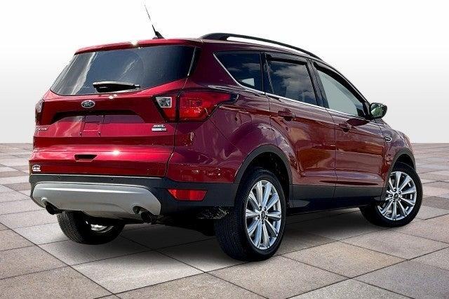 Photo of 2019 Ruby Red Metallic Tinted Clearcoat Ford Escape