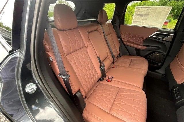 Photo of 2025 Gray Mitsubishi Outlander