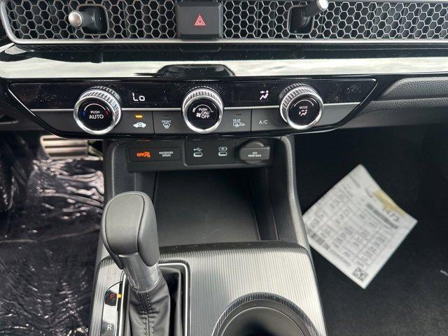 Photo of 2026 Platinum White Honda Civic