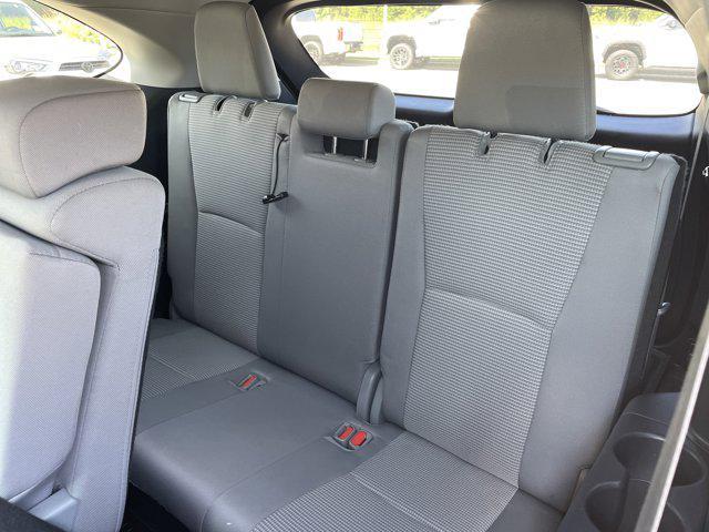 Photo of 2023 Celestial Silver Metallic Toyota Highlander