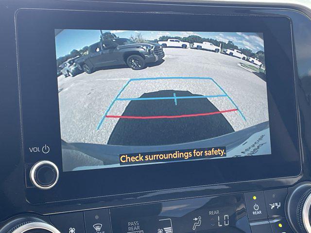 Photo of 2023 Celestial Silver Metallic Toyota Highlander