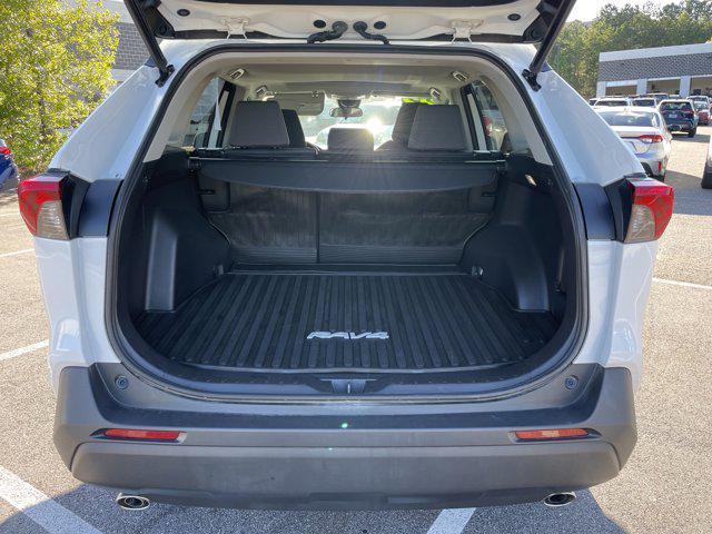 Photo of 2022 White Toyota RAV4