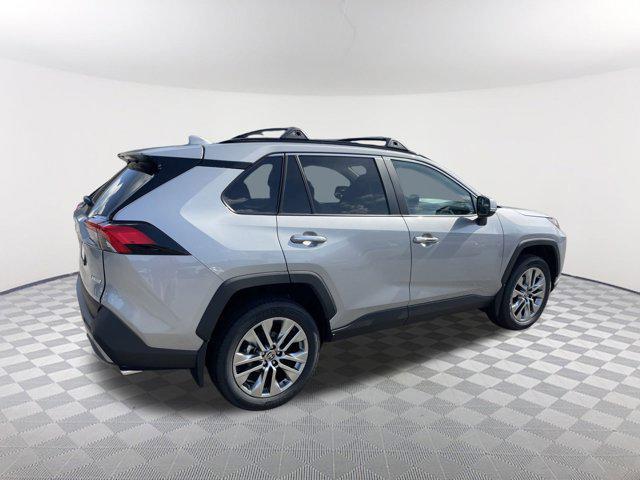 Photo of 2025 Silver Sky Metallic Toyota RAV4
