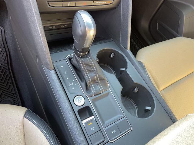 Photo of 2021 Pure White Volkswagen Atlas Cross Sport