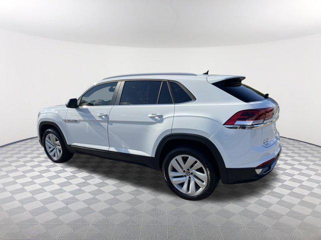 Photo of 2021 Pure White Volkswagen Atlas Cross Sport