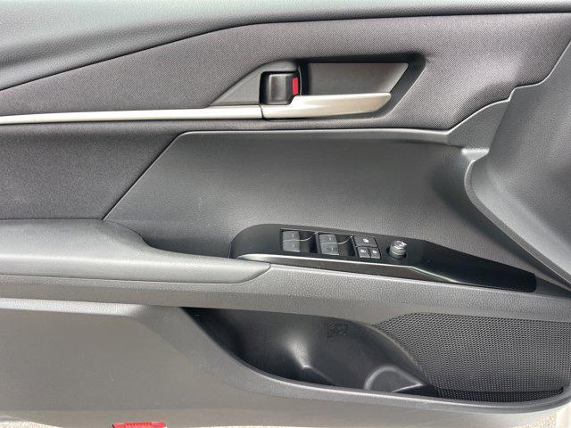 Photo of 2025 Ice Cap Toyota Camry