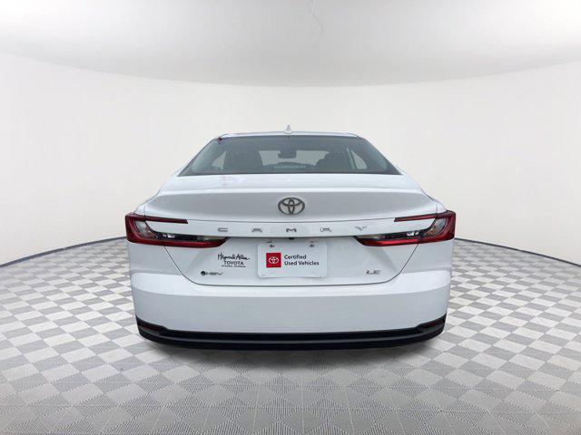 Photo of 2025 Ice Cap Toyota Camry