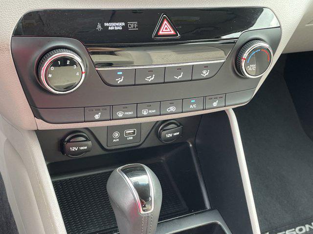 Photo of 2017 Chromium Silver Hyundai TUCSON
