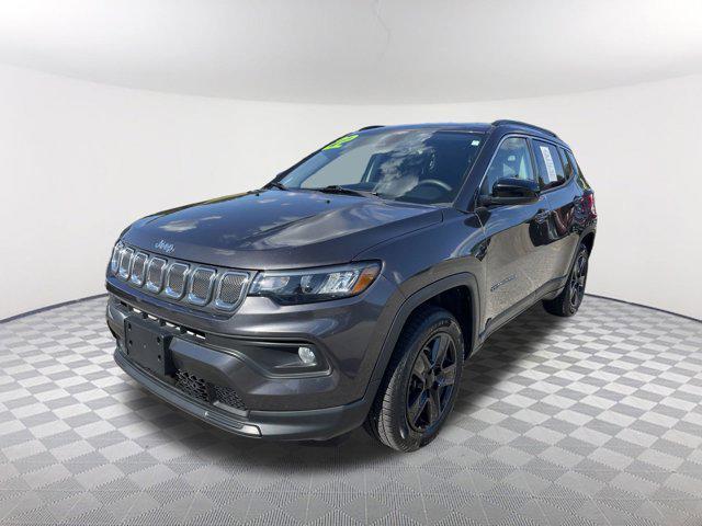 Photo of 2022 Granite Crystal Metallic Clearcoat Jeep Compass