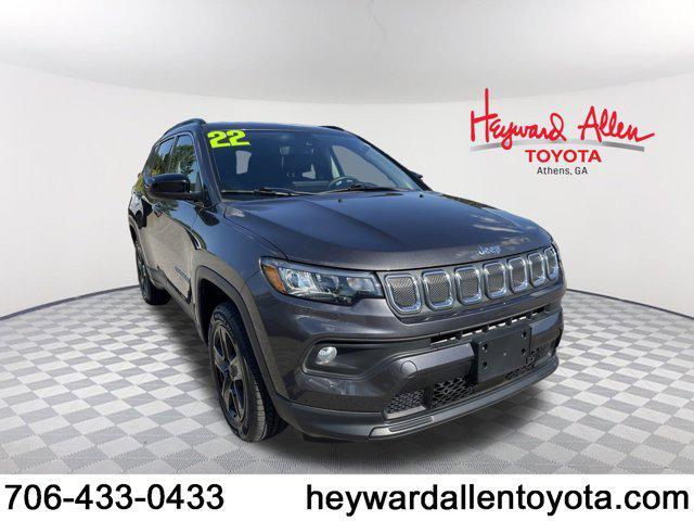 Photo of 2022 Granite Crystal Metallic Clearcoat Jeep Compass