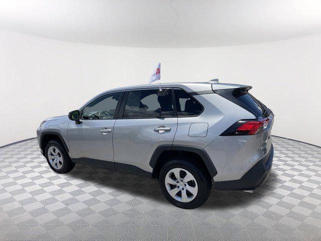 Photo of 2023 Silver Sky Metallic Toyota RAV4
