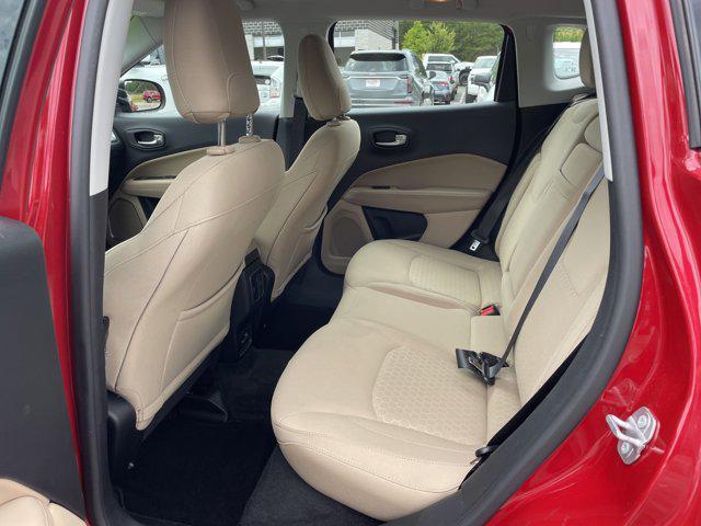 Photo of 2018 Redline Pearlcoat Jeep Compass