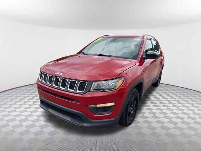 Photo of 2018 Redline Pearlcoat Jeep Compass