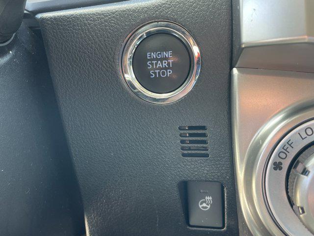 Photo of 2024 Classic Silver Metallic Toyota 4Runner