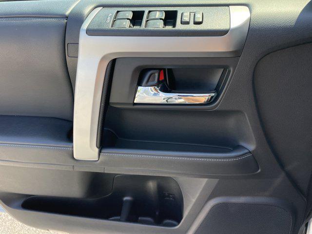 Photo of 2024 Classic Silver Metallic Toyota 4Runner
