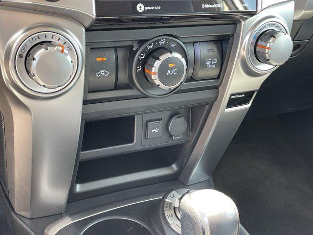 Photo of 2024 Classic Silver Metallic Toyota 4Runner