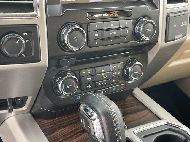 Photo of 2015 White Platinum Metallic Tri-Coat Ford F-150