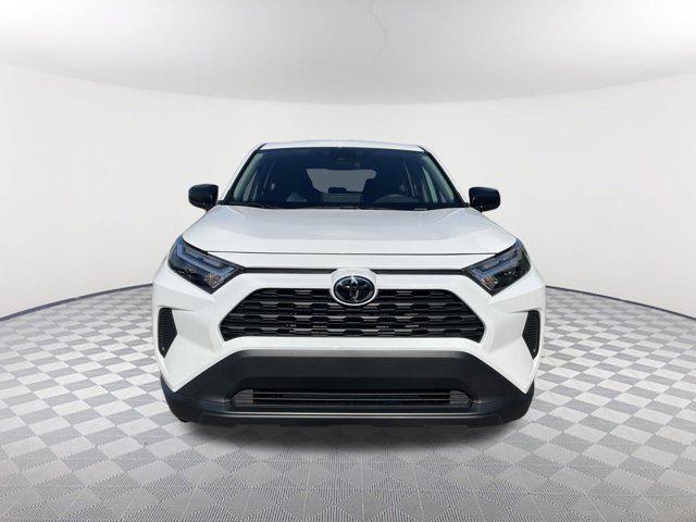 Photo of 2025 Ice Cap Toyota RAV4