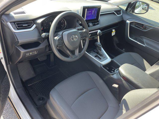 Photo of 2025 Ice Cap Toyota RAV4