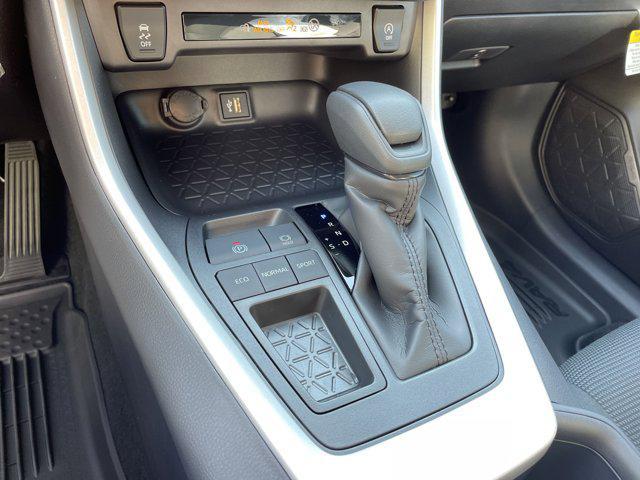 Photo of 2025 Ice Cap Toyota RAV4