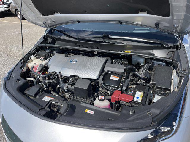 Photo of 2018 Classic Silver Metallic Toyota Prius Prime