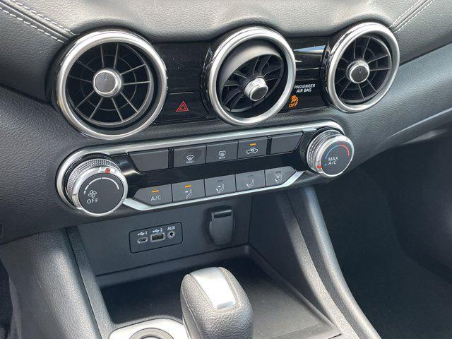 Photo of 2023 Brilliant Silver Metallic Nissan Sentra