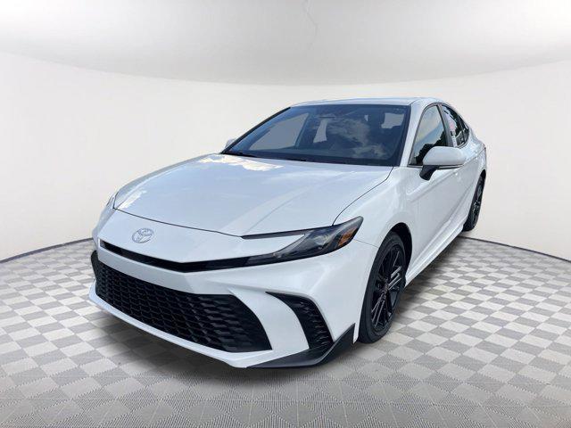 Photo of 2025 Ice Cap Toyota Camry