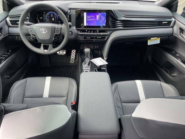 Photo of 2025 Ice Cap Toyota Camry