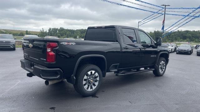 Photo of 2023 Black Chevrolet Silverado 2500