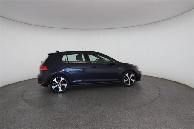 Photo of 2016 Night Blue Metallic Volkswagen Golf GTI