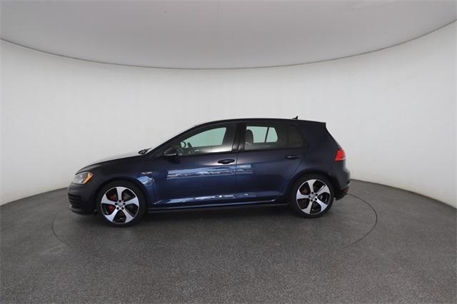Photo of 2016 Night Blue Metallic Volkswagen Golf GTI