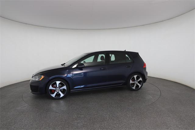 Photo of 2016 Night Blue Metallic Volkswagen Golf GTI