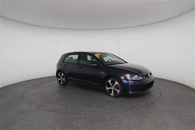 Photo of 2016 Night Blue Metallic Volkswagen Golf GTI