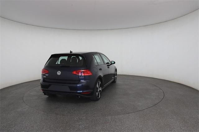 Photo of 2016 Night Blue Metallic Volkswagen Golf GTI