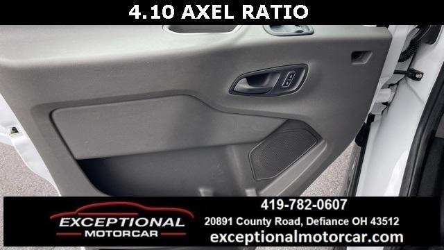 Photo of 2023 OXFORD WHITE Ford Transit-350