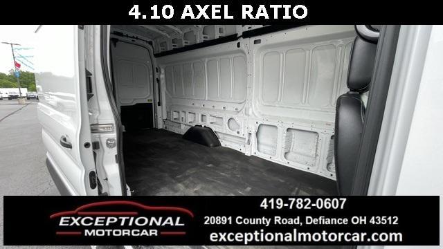 Photo of 2023 OXFORD WHITE Ford Transit-350