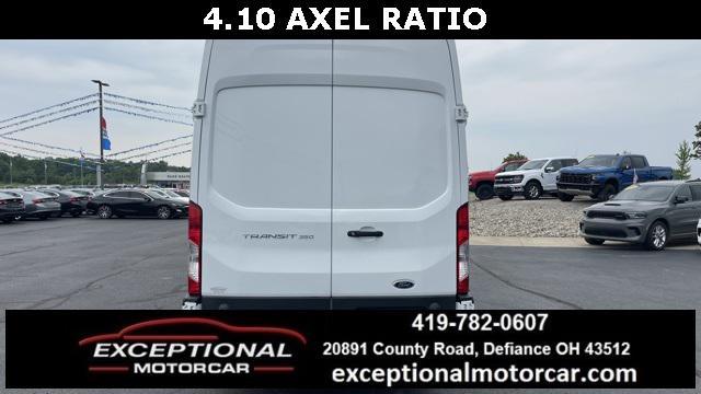 Photo of 2023 OXFORD WHITE Ford Transit-350