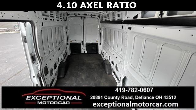 Photo of 2023 OXFORD WHITE Ford Transit-350