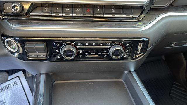 Photo of 2024 Black Chevrolet Silverado 2500