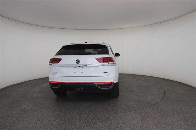 Photo of 2023 Pure White Volkswagen Atlas Cross Sport