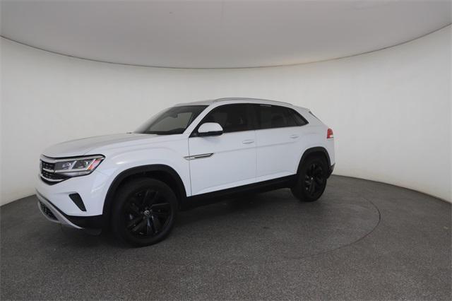 Photo of 2023 Pure White Volkswagen Atlas Cross Sport