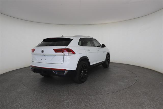 Photo of 2023 Pure White Volkswagen Atlas Cross Sport