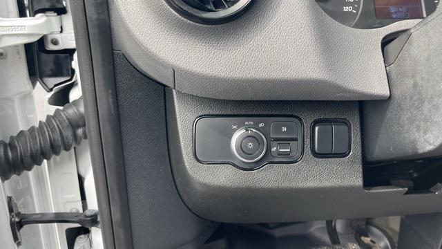 Photo of 2021 White Mercedes-Benz Sprinter 2500