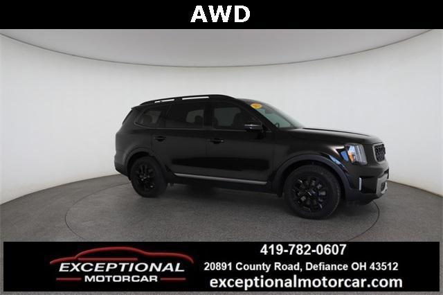 Photo of 2023 Ebony Black Kia Telluride