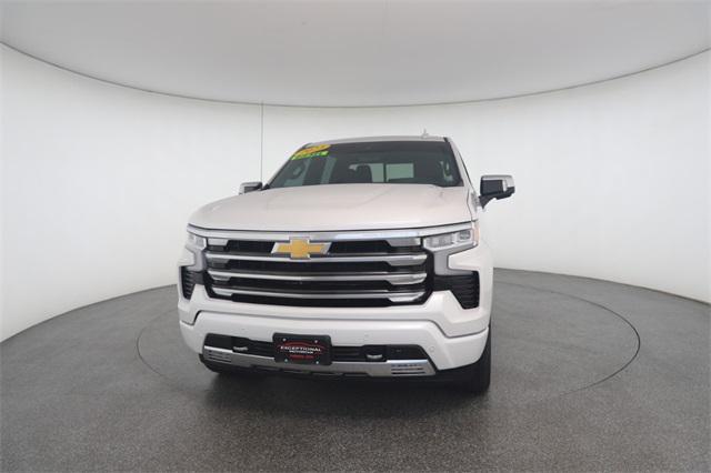 Photo of 2023 Pearl Chevrolet Silverado 1500