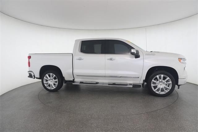 Photo of 2023 Pearl Chevrolet Silverado 1500