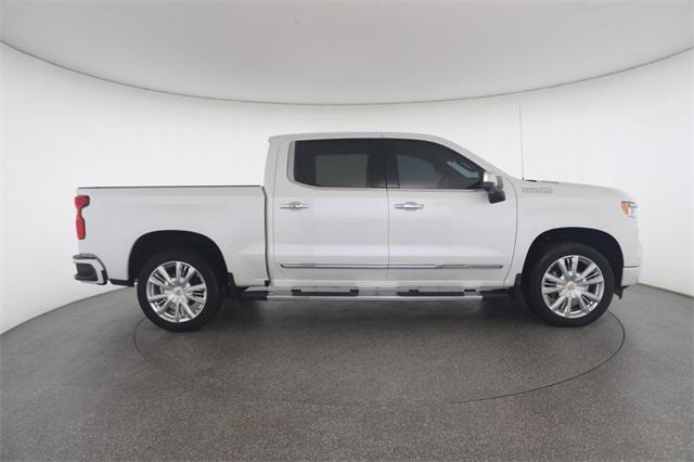 Photo of 2023 Pearl Chevrolet Silverado 1500