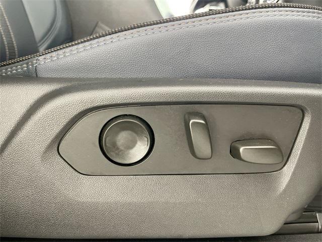 Photo of 2023 Pearl Chevrolet Silverado 1500